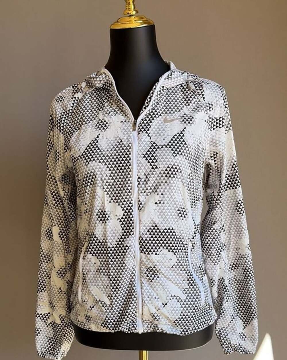 Nike Printed Distance Running Jacket Size S White Black Geometric